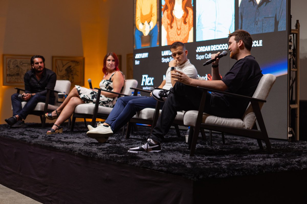zaidrmn's tweet photo. Hosted 140+ Thiel Fellows in Miami w/ @joeyslevy @FlexSuperApp and https://t.co/yHNgKvYoSq. The Thiel Fellowship is tech's best-kept secret: ~10% of Fellows built $1B+ companies, ~30% founded ventures worth $100M+. https://t.co/8tpcCQkEu5