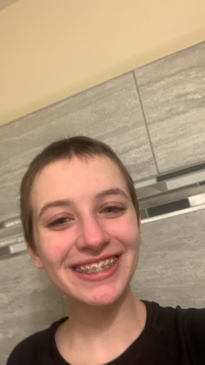 MamaCouch91's tweet photo. If anyone in MD has seen Aliya, please let me know.

15 years old. Last seen wearing a hoodie. Short buzz cut. Missing from Pasadena, MD. She left school with her boyfriend in the middle of the day. 

Please spread the word and ask your teens if they have any information. https://t.co/ls1FtEz20P