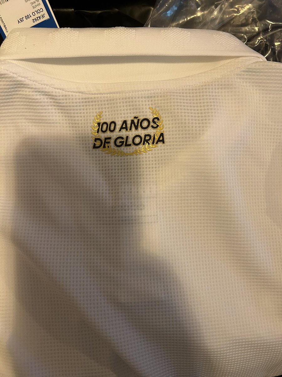 chikangc's tweet photo. Por fin … 100 años de historia y orgullo https://t.co/LoIpSHZ0Wg