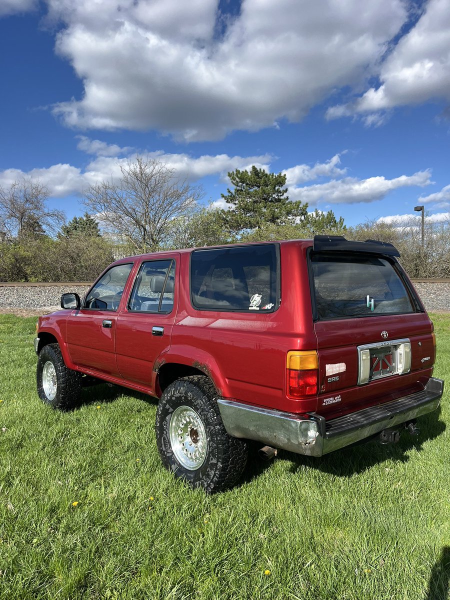 HonestSpeedShop's tweet image. Up for sale is my beloved 1993 1JZ swapped 4Runner. Super fun and quick running and driving project.  Accepting offers before it goes on eBay.  #1jzswap #jdm #4runner #boosted #1jz