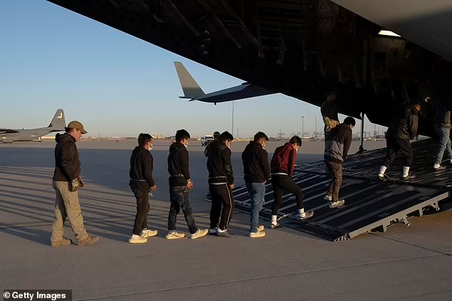MarioNawfal's tweet photo. 🇺🇸 TRUMP ORDERS 900K MIGRANTS TO LEAVE U.S. IMMEDIATELY—$998/DAY FINES FOR THOSE WHO STAY

The Trump administration has ordered nearly 1 million migrants who entered under Biden’s CBP One app to leave the U.S. immediately or face daily fines of $998.

Migrants granted temporary stay since 2023 are being told to self-deport using the newly renamed CBP Home app. 

Some may owe retroactive fines dating back to 2019—totaling over $1 million in some cases.

Trump officials say it's about enforcing immigration law. Critics say it risks mass instability for families already living here.

No word yet on how many will actually be forced out.

Source: Daily Mail, DHS