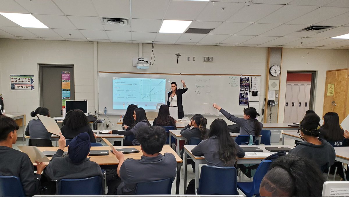 DP_math's tweet photo. GREAT @ExploreLearning @DP_math @DPTechTeam Gizmos PD session tday w/ Gr. 9 Ts which included a lesson model w/ Ss exploring linear relationships. Thank you Ss. ๐ Thank you everyone for ur collaboration & thank you @dytweets for hosting. #dpmath #dptech https://t.co/rFPxZICkv9