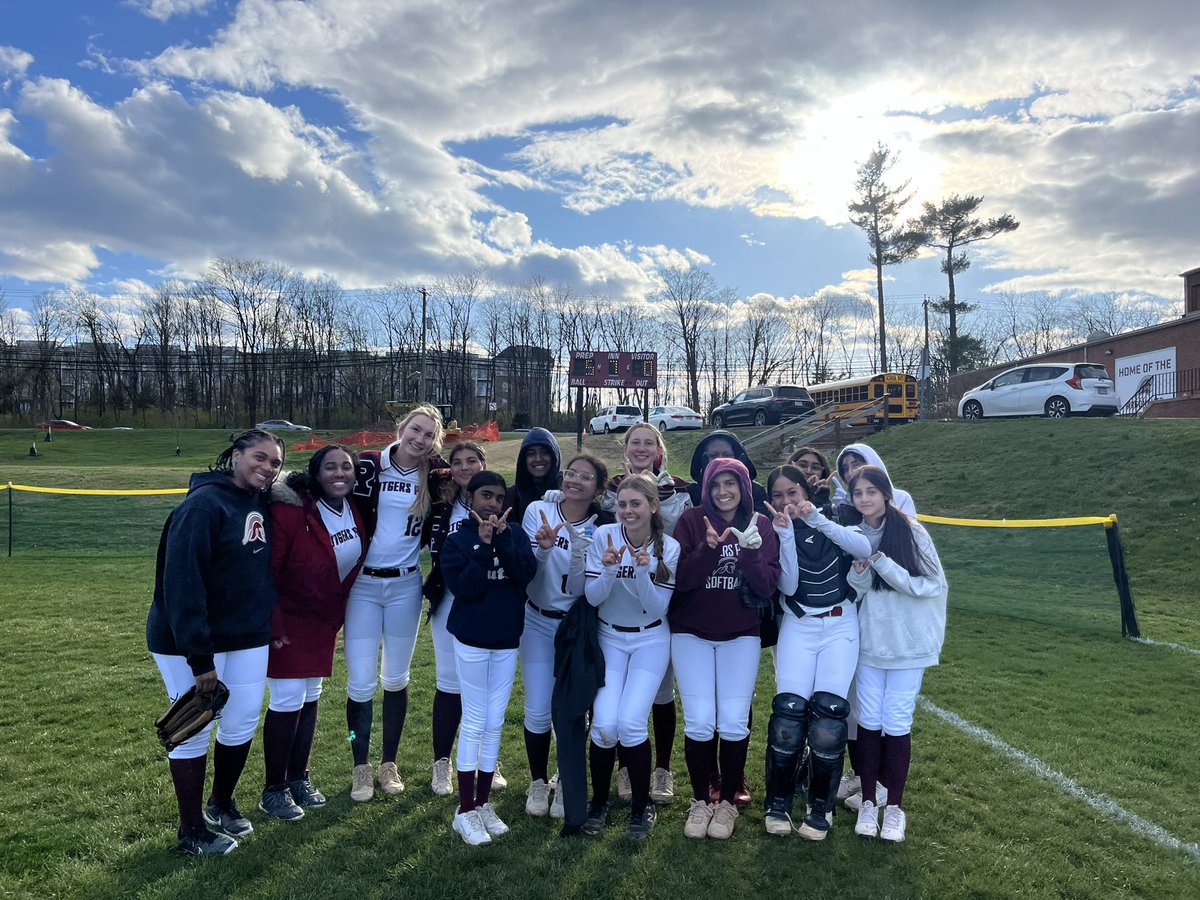 kbdougherty8's tweet photo. 19 strikeouts in my conference game today!!! So happy to be apart of this team ❤️❤️ https://t.co/JLKyraS2VE