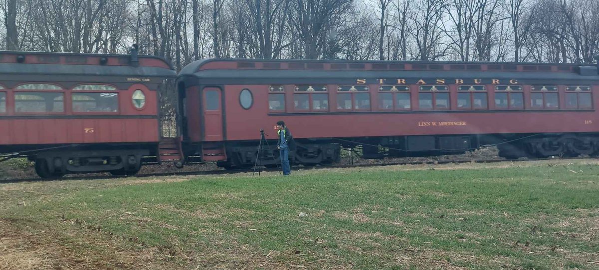norfolk475's tweet photo. Anyways have some pics of me railfanning.

me reveal yay!!! https://t.co/fBvrGidqks