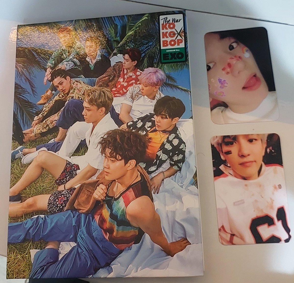 Feedback!

Um feedback super positivo pra <a href="/badreann/">amanda</a> que me vendeu o photobook de kokobop e foi super atenciosa o tempo todo na dm! Além disso, chegou bem rapido e muito bem embalado, sem nenhum dano.

E adorei os pc chanbaek de brinde 🥺 um amor! ❤️