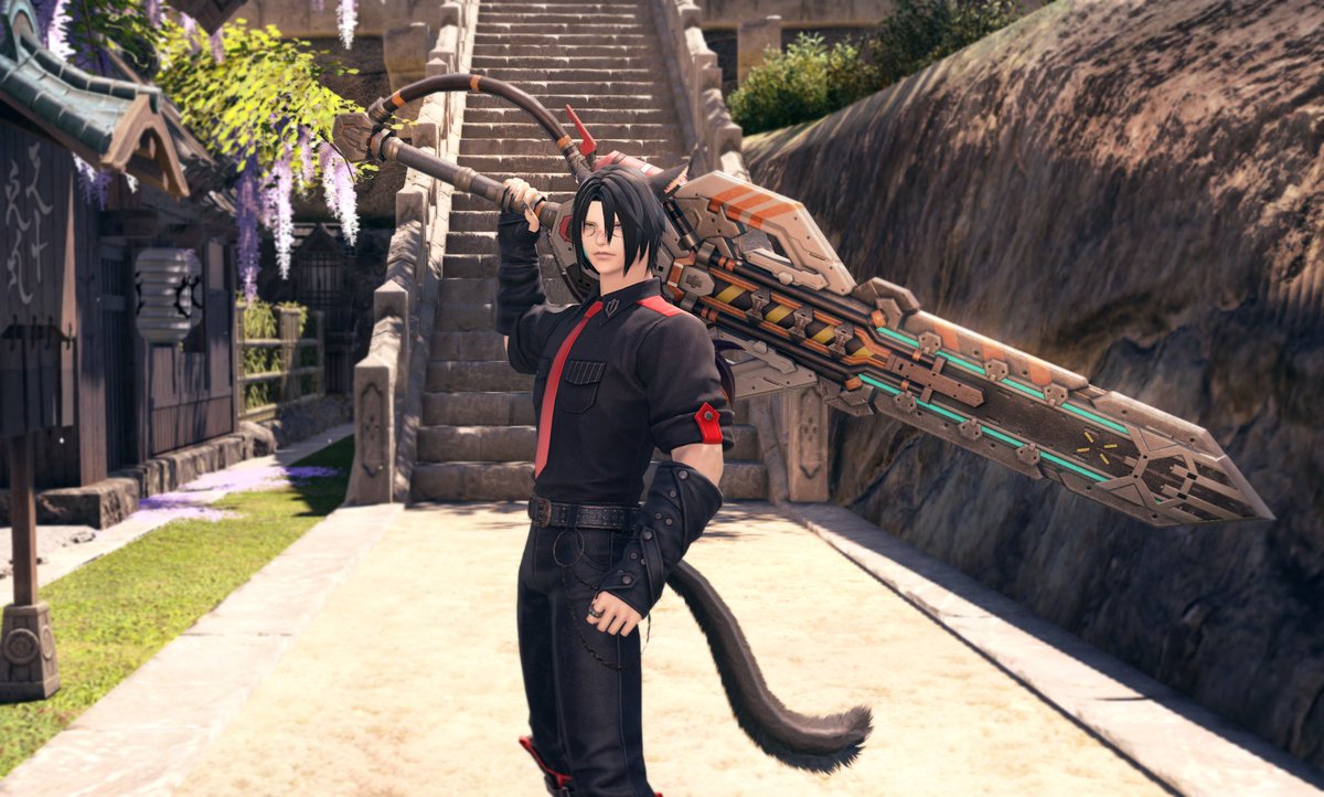 有的人穿得光鲜亮丽进入阿卡迪亚，不过还是顺利首周了