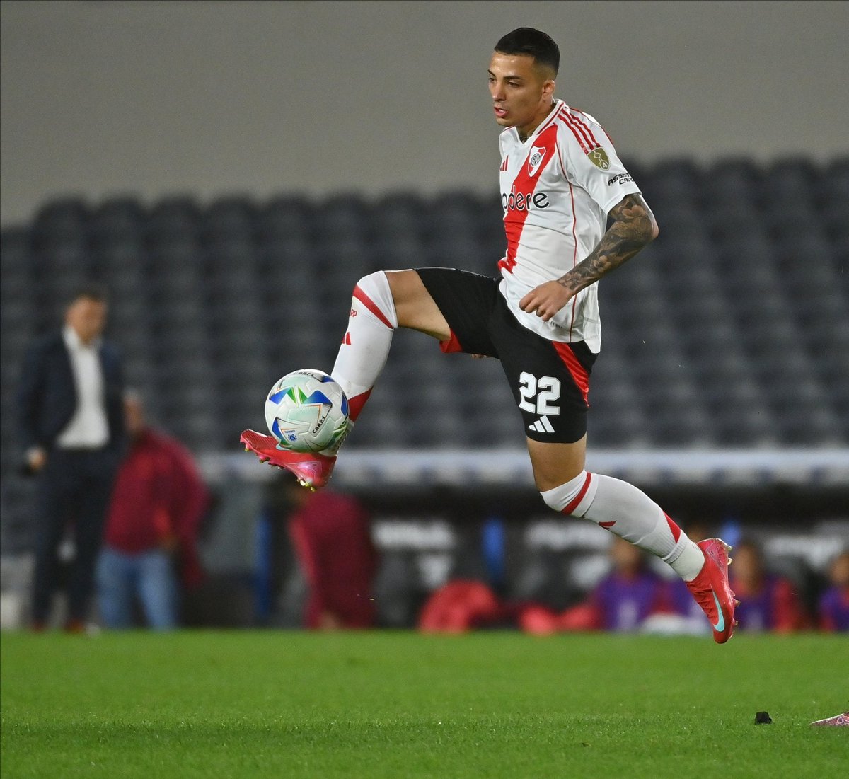 𝙈𝘼𝙓𝙄 tweet media