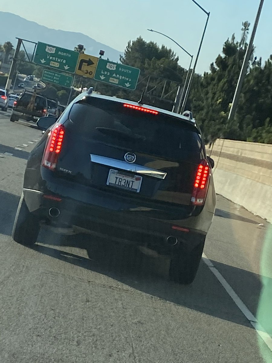a___lake's tweet photo. @misterminsoo No joke, I once saw Trent Reznor driving on the 101 in this car. https://t.co/5Ze60sogRD