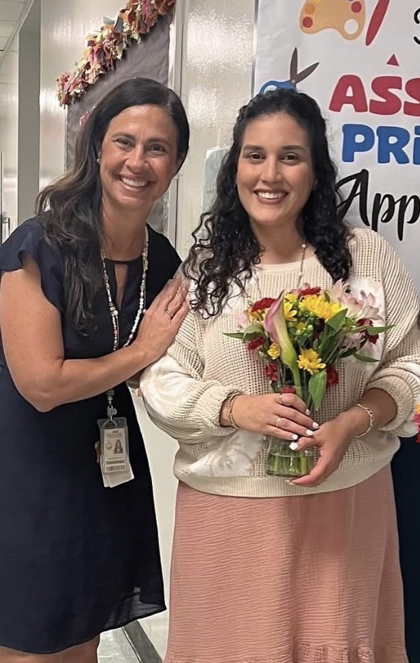 kimberly_serota's tweet photo. Our APs Rock!! 🤘 Thank you @msgreene0915 
for unwavering support and guidance. @CooperCityElem is so lucky to have you! @AP_Roca we are so fortunate to have you during this time! #LeadershipMatters @BCPS_South @Terie_Miranda https://t.co/Hxee2c9NS2