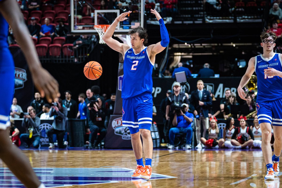 These last 4 years have been nothing short of incredible. I am so thankful for all of my teammates, coaches, support staff, family, friends, and Bronco Nation for making this experience so special. I am forever a Bronco and I will Bleed Blue forever! 
#2 Out💙