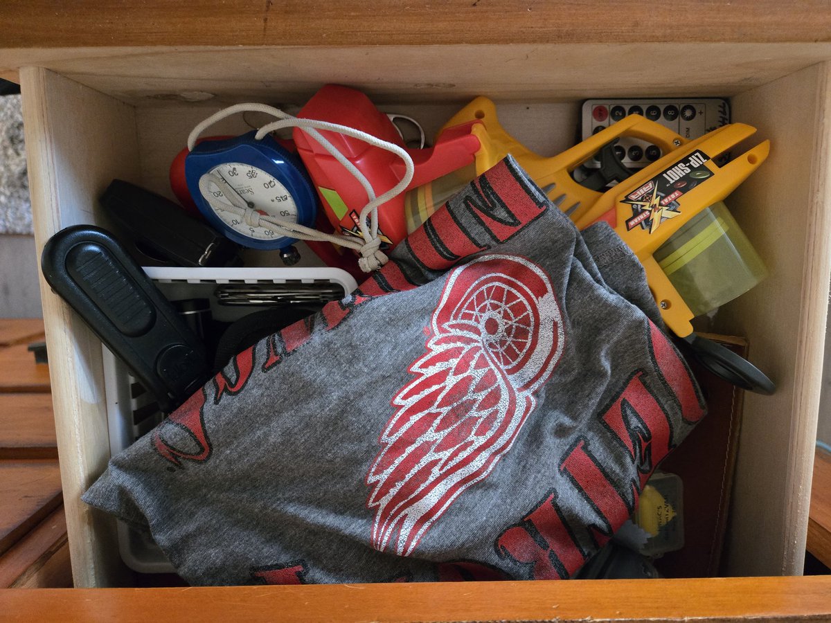 Back in the junk drawer until next year,  <a href="/DetroitRedWings/">Detroit Red Wings</a> <a href="/LGRWProspects/">Red Wings Prospects</a> #nhl #GoSuckAnEgg