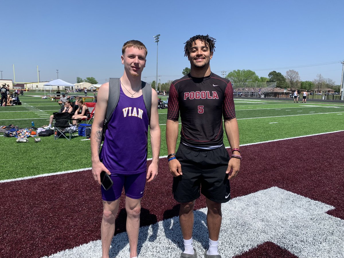 CAYA_FITNESS tweet media