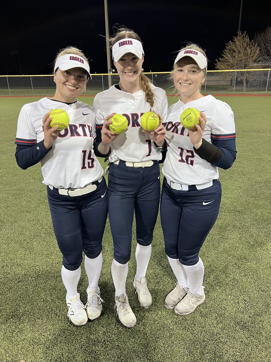 ON Softball tweet media
