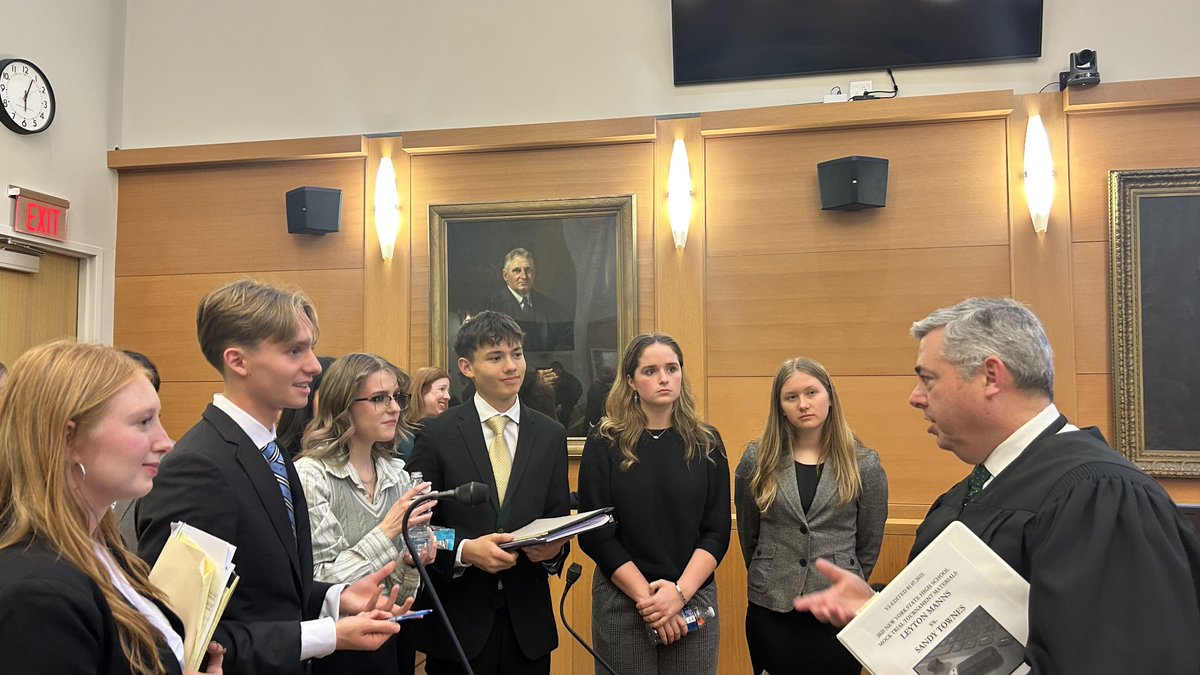 Amy Gardner Patino tweet media