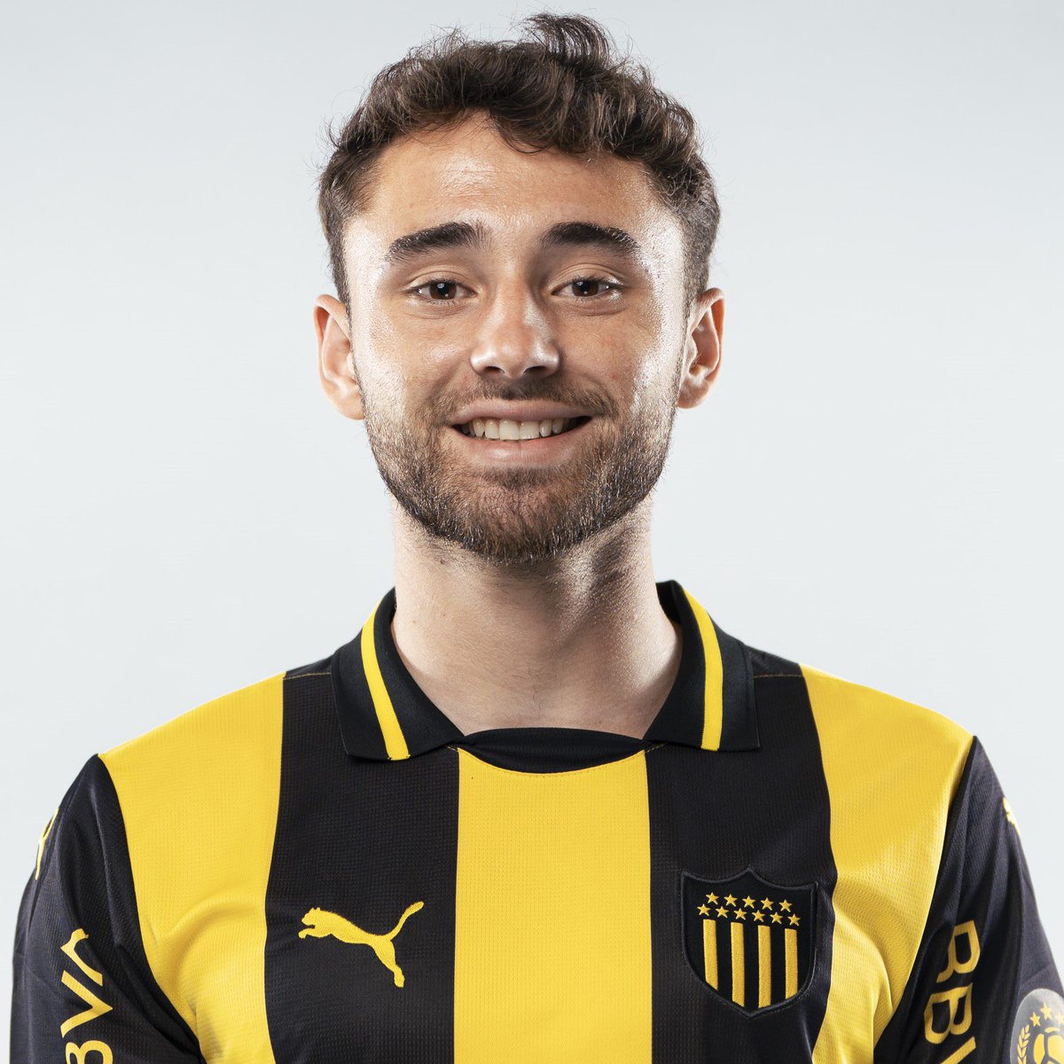 No lo pueden discutir nunca más, le tocó comer mierda con cada técnico que viene y siempre se gana el puesto. 

El partido que hace Pedrito es muy bueno, un lateral que aporta mucho en ofensiva, bien del fútbol moderno. 

No lo dimensionamos.