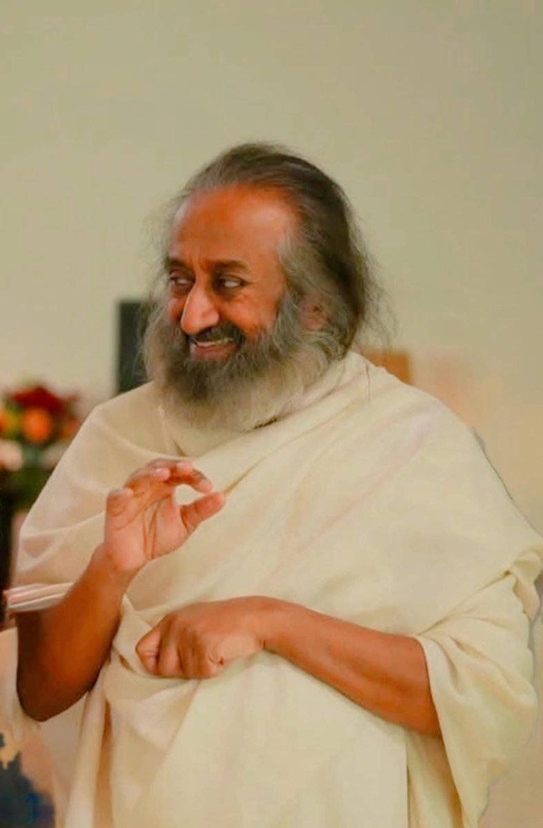 JGDSwamiji's tweet photo. You say 'I give up,' out of frustration, but letting go,knowing that nothing stays forever-that's dispassion. It connects you to the vast energy within.
@Gurudev🍁🍁

#Gurudev #SpiritualWisdom #LetGo #Dispassion #InnerPeace #ConsciousLiving #Mindfulness #DivineEnergy #ArtofLiving https://t.co/MVxqtHOqaY