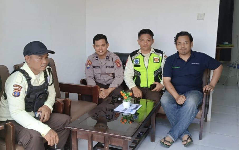 Tabang_2025's tweet photo. Personil Polsek Tabang Melaksanakan Kegiatan Patroli Dialogis, Di Wilayah Hukum Polsek Tabang https://t.co/dLXemEcM7G