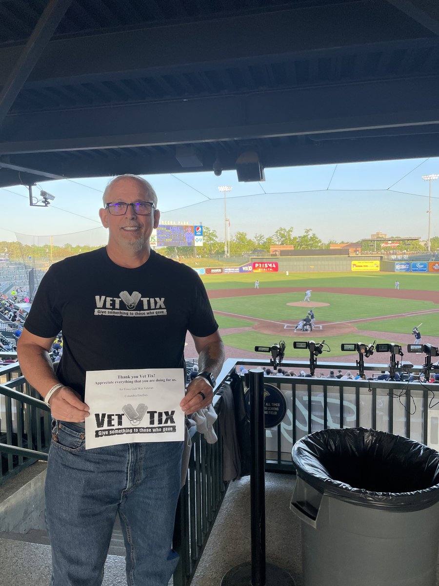 tastebudorgasm's tweet photo. Thanks to @VetTix for the ticket to see the opening game for the Columbia Fireflies. https://t.co/lfRpIL8W16