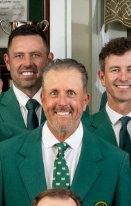 ChazzWolf's tweet photo. Phil is racked https://t.co/bNYQp7T9Xu