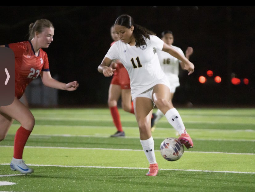 A solid battle but West drops the game to SME 2-5. A great offensive combo of Josie Burge and Kate VanDeventer. Each with a goal and an assist. A lot of growth today. Keep working together.