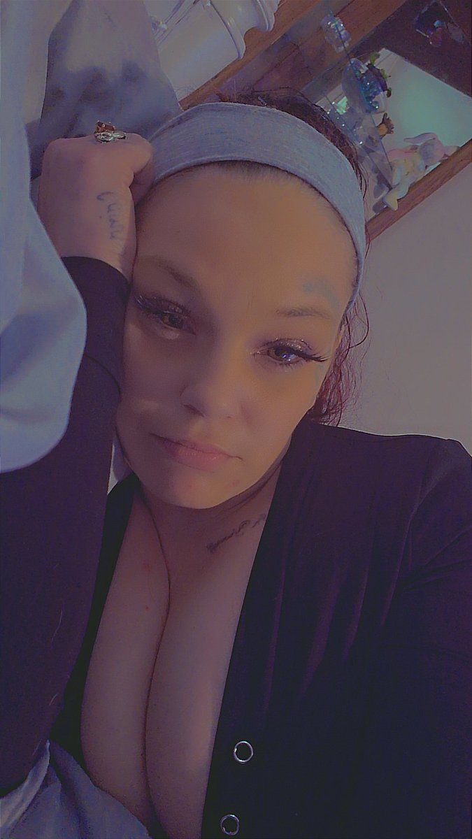 Goddess Wensday Rain #FINDOM tweet media
