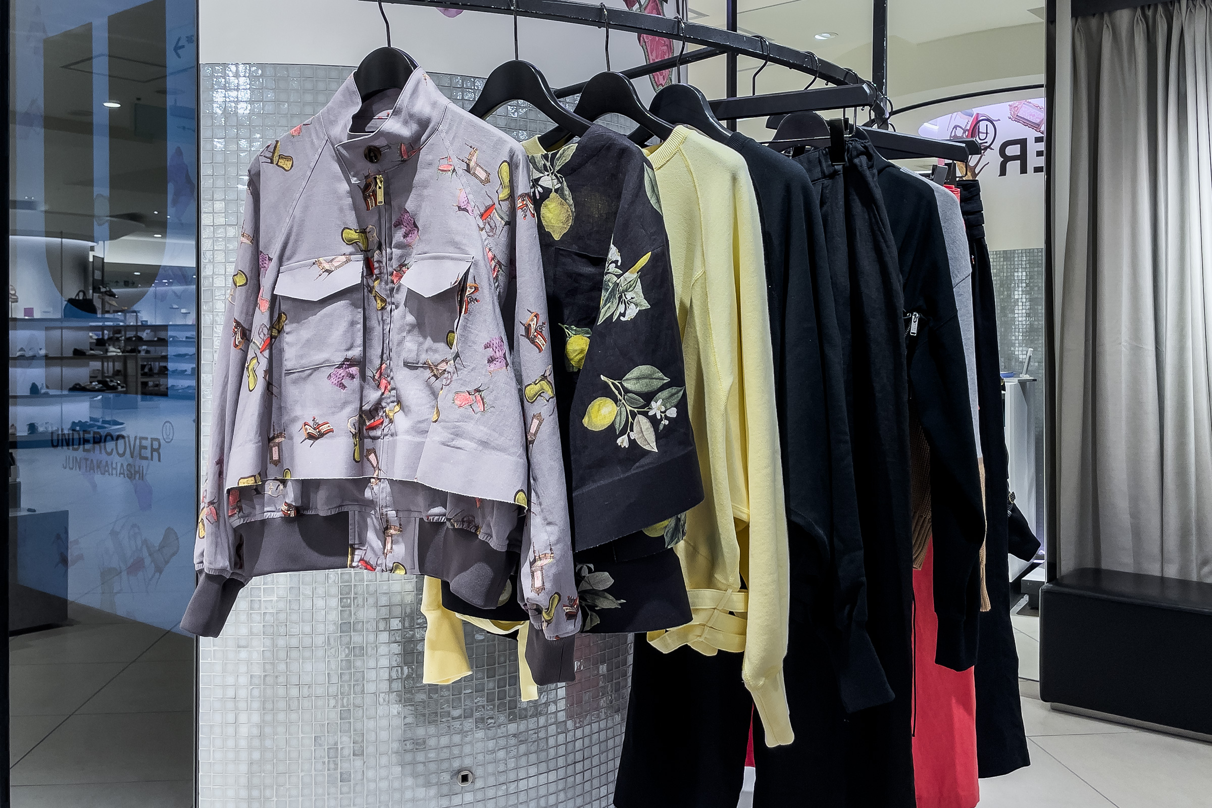undercover_lab (@undercover_lab) / X undercover_lab (@undercover_lab) / X