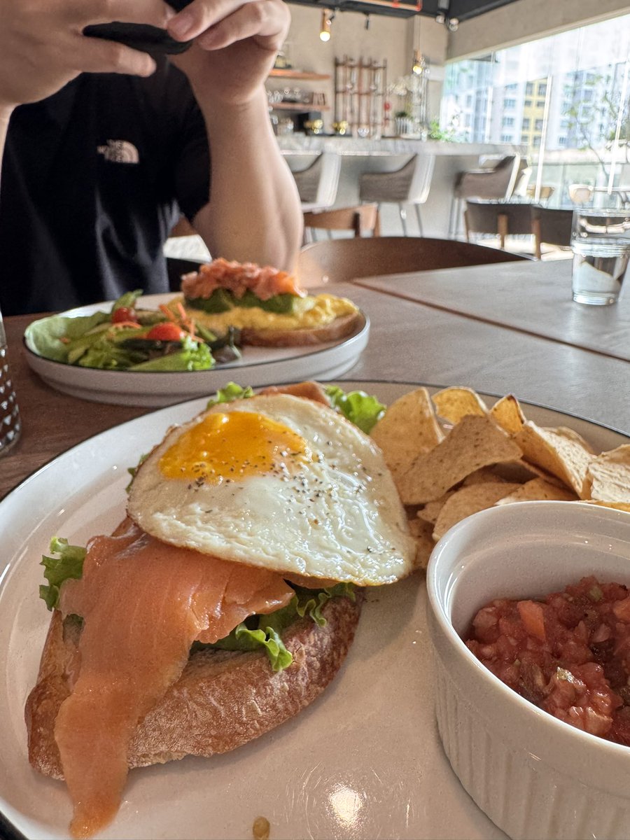 おはようございます☀相当密な打ち合わせをしています🇲🇾もうカウントダウンですよ🫡

<a href="/sevenzmjp/">ZM RED° 🗼⚾️💆‍♀️🌺🐶😺🥷</a>