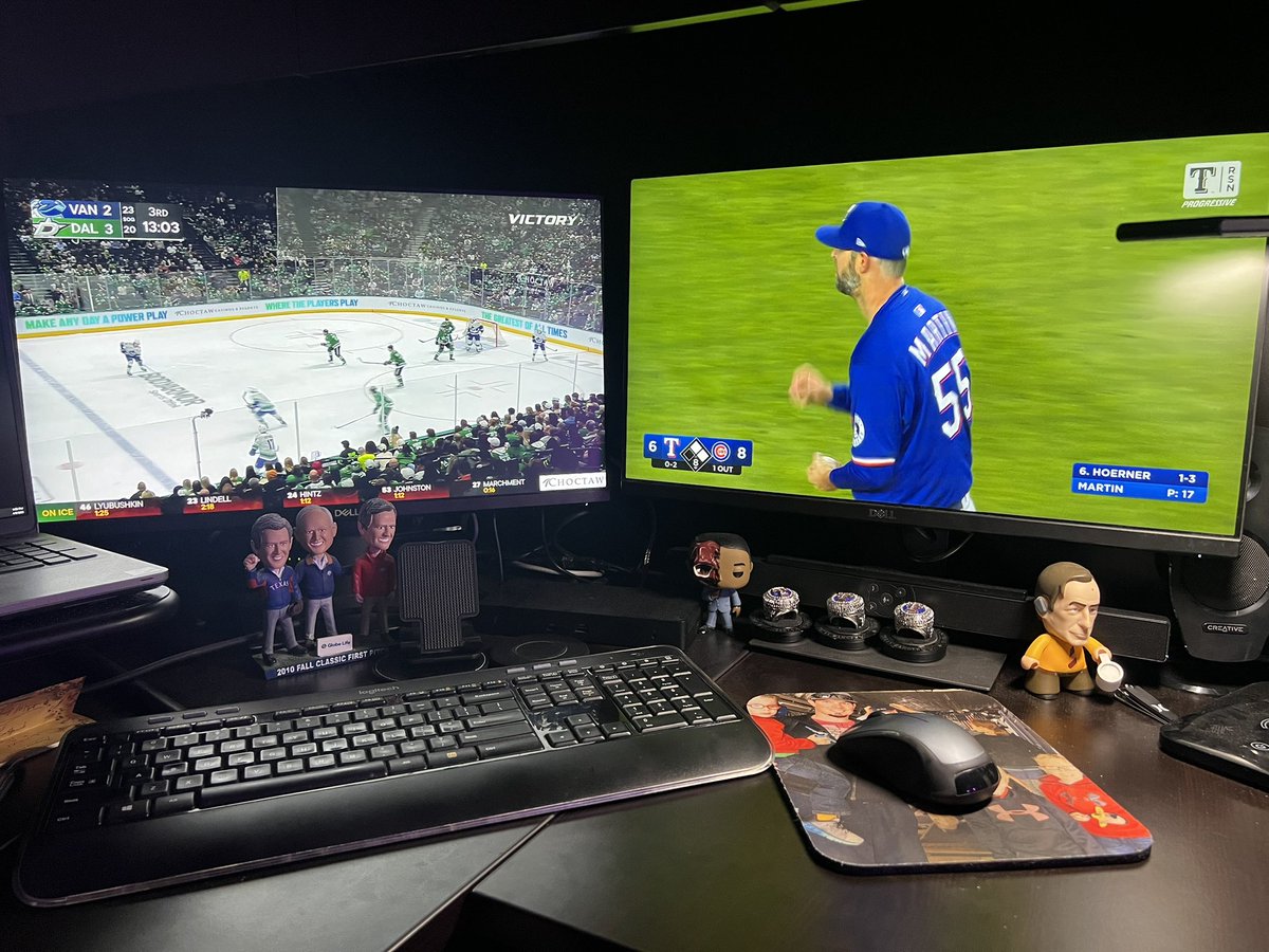 Stuckdogg's tweet photo. @Evan_P_Grant Watching both on my computer with two windows open. Works pretty well. No lag. https://t.co/BQwphz5M9y