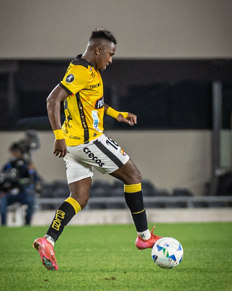 BarcelonaSC's tweet photo. Min. 88 ⏰️

#RiverBSC 0-0
#ConmebolLibertadores https://t.co/Gm1w1YJ98H