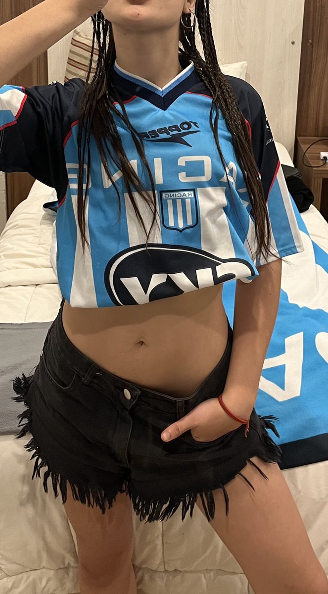 mmartina tweet media