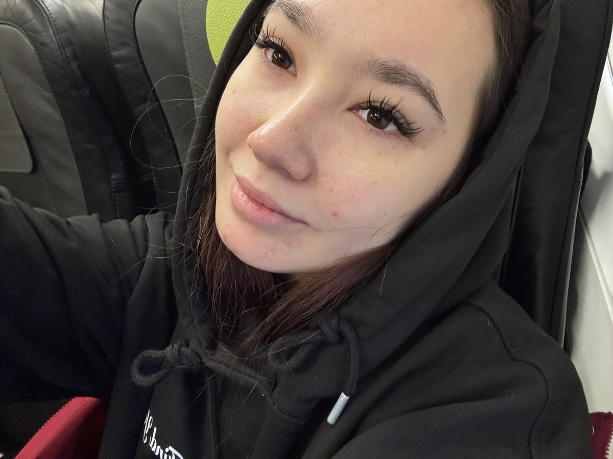 pappilonnn's tweet image. 2020/2025 я меняюсь нет?