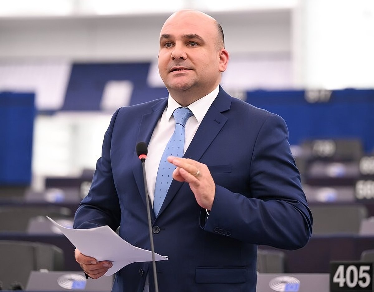 📢 I've proposed changes to EU procurement rules to boost fairness and open doors for SMEs! 🚀  

✅ Authorities must justify direct orders  
✅ Easier, cheaper challenges for bidders  
✅ More transparency on public spending 💶  

#SMEs #FairMarkets #EUTenders