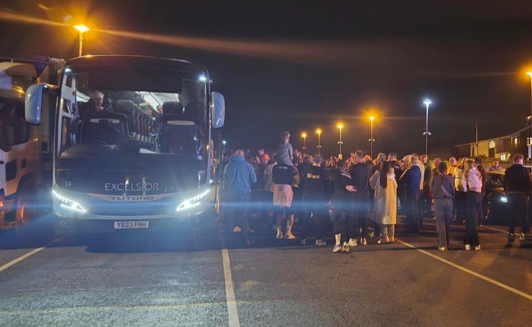 Excelsior Coaches (@excelsiorcoach) on Twitter photo Congratulations 🎉🎉 <a href="/AFCPortchester/">AFC Portchester</a> on winning the <a href="/WessexLeague/">Velocity Wessex League</a> last evening on your European Away Day at <a href="/CowesSportsFC/">Cowes Sports FC - The Yachtsmen</a>
It was our pleasure sharing the journey and evening with you 💪
#wearethechampions #topoftheleague #effortlesscoachhire Congratulations 🎉🎉 <a href="/AFCPortchester/">AFC Portchester</a> on winning the <a href="/WessexLeague/">Velocity Wessex League</a> last evening on your European Away Day at <a href="/CowesSportsFC/">Cowes Sports FC - The Yachtsmen</a>
It was our pleasure sharing the journey and evening with you 💪
#wearethechampions #topoftheleague #effortlesscoachhire