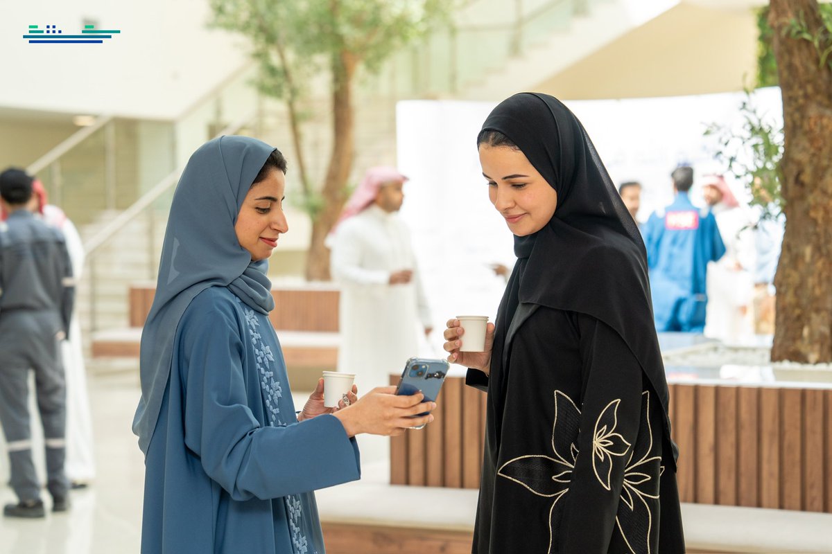 A joyful gathering of IMI employees in celebration of Eid Al-Fitr.

أجواءٌ مليئة بالفرح ولحظات مميزة جمعت
منسوبي ومنسوبات الشركة العالمية للصناعات البحرية احتفاءً بعيد الفطر المبارك ١٤٤٦

#IMI 
#Eid_Alfitr
#عيد_الفطر