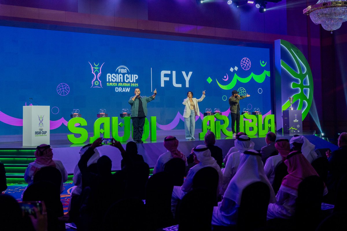 لحظات جميلة شاركت فيها المسرح مع الفنانين <a href="/QusaimuziQ/">Qusai قصي</a> و <a href="/MoeZeindtb/">Moe Zein</a> لأداء الأغنية الرسمية لكأس آسيا لكرة السلة 2025 في السعودية!

ترقبوا إصدار الأغنية قريب إن شاءالله 🏆🤍

#كأس_آسيا_لكرة_السلة2025 
#FIBAAsiaCup2025  
#SaudiBasketball 
#Asiacup 
#اهلًا_اسيا