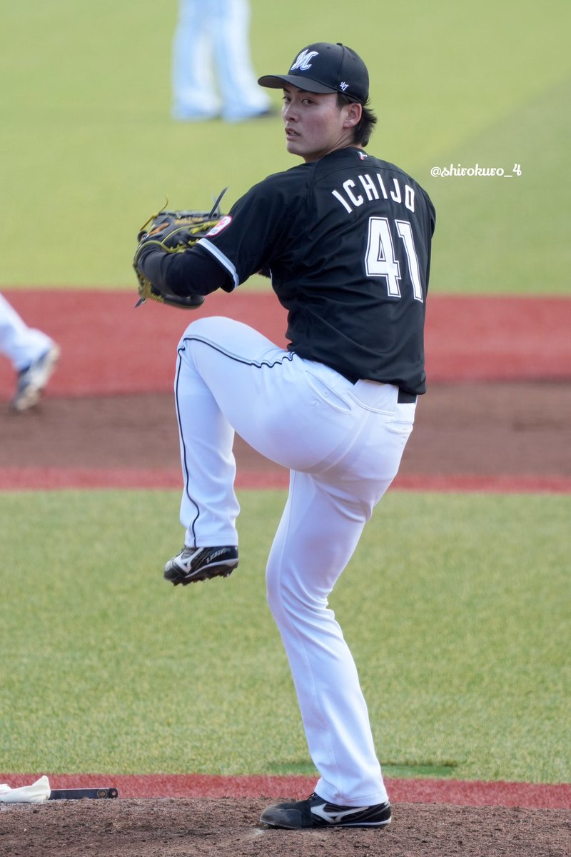 shirokuro_4's tweet photo. ［2025.04.09 ジャイアンツタウンスタジアム］
1イニングをわずか10球で3者凡退に仕留めた一條☆
  #chibalotte #α7IV #pitchingpractice https://t.co/dHW3JnPb47