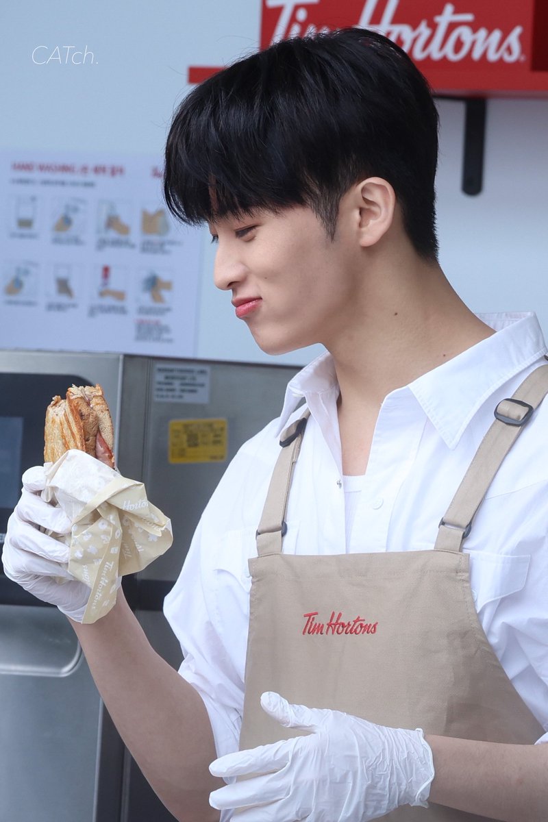 250409 샌드위치 마시쏭

#마크 #MARK #マーク #NCTDREAM #NCT #NCT127