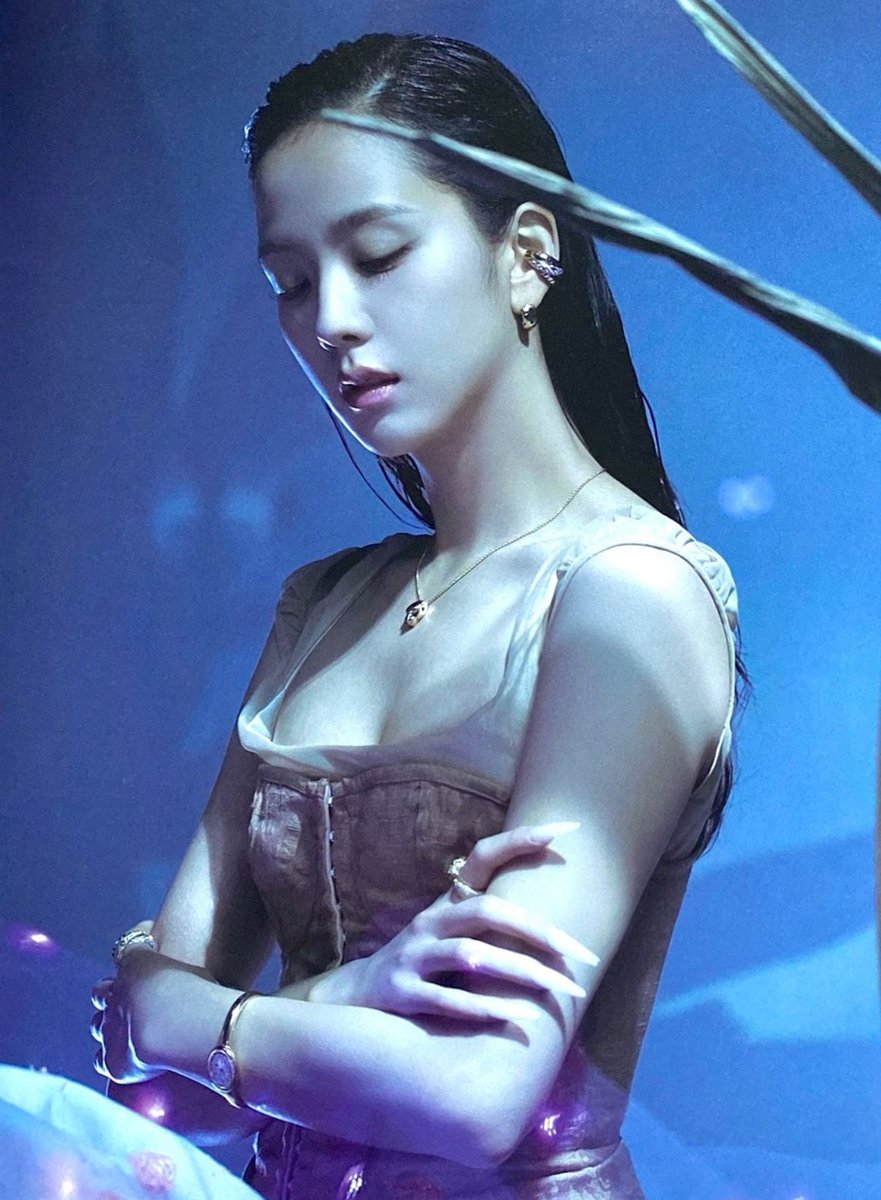 KIM JISOO OMG?!?!!