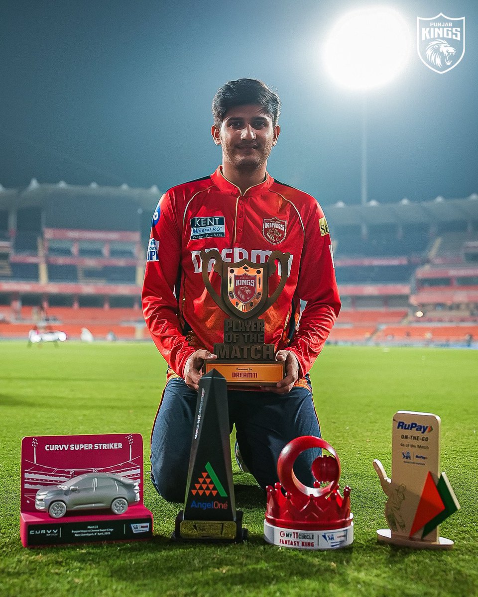 PunjabKingsIPL's tweet photo. Arya didn’t leave a single award behind! 🦁🏆 https://t.co/QcHIfkA6Ln