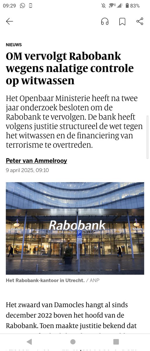 stevenstoffers's tweet photo. Visma | LAB breekt met sponsor: "Het gaat met pijn in het hart, maar voor onze ploeg is het een onvermijdelijke beslissing. Wij zijn niet meer overtuigd dat de internationale bankwereld in staat is om een schone en eerlijke economie mogelijk te maken." https://t.co/rcuzY8vXHw
