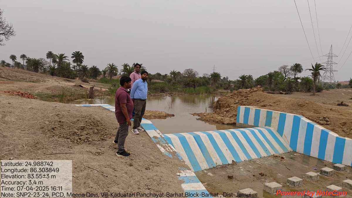 Directorate of Soil Conservation, Govt of Bihar (@soilconservebih) on Twitter photo सात निश्चय पार्ट-2 (2023-24) के तहत जमुई के लक्ष्मीपुर व बारहट प्रखंड में बना पक्का चेक डैम अब लगभग तैयार है।
यह पहल जल संरक्षण, ग्रामीण विकास और कृषि सशक्तिकरण की दिशा में एक महत्वपूर्ण कदम है।
<a href="/VijayKrSinhaBih/">Vijay Kumar Sinha</a> <a href="/SanjayAgarw_IAS/">Sanjay Kumar Agarwal</a>
<a href="/soilconservebih/">Directorate of Soil Conservation, Govt of Bihar</a> <a href="/BametiBihar/">Director, BAMETI, Bihar</a> सात निश्चय पार्ट-2 (2023-24) के तहत जमुई के लक्ष्मीपुर व बारहट प्रखंड में बना पक्का चेक डैम अब लगभग तैयार है।
यह पहल जल संरक्षण, ग्रामीण विकास और कृषि सशक्तिकरण की दिशा में एक महत्वपूर्ण कदम है।
<a href="/VijayKrSinhaBih/">Vijay Kumar Sinha</a> <a href="/SanjayAgarw_IAS/">Sanjay Kumar Agarwal</a>
<a href="/soilconservebih/">Directorate of Soil Conservation, Govt of Bihar</a> <a href="/BametiBihar/">Director, BAMETI, Bihar</a>