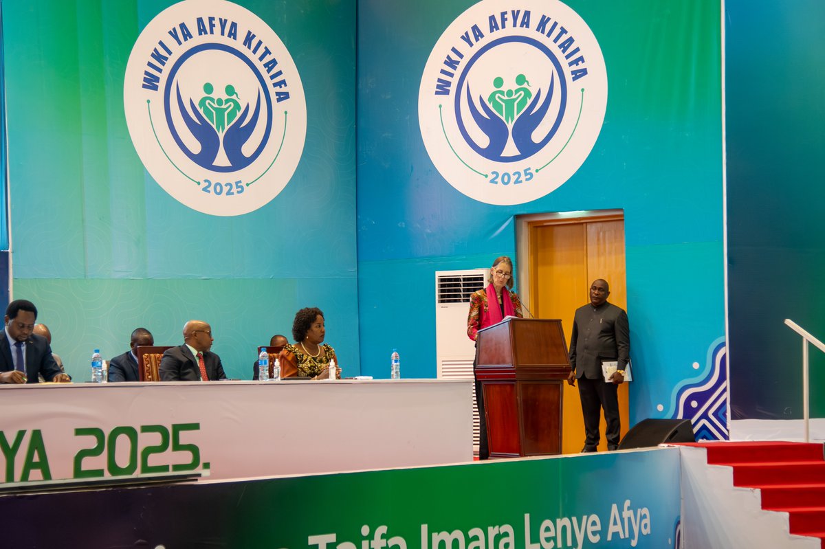 UNICEFTanzania's tweet photo. Afya Yetu, Huduma Yetu!

@UNICEFTanzania joined @wizara_afyatz & partners to wrap up National Health Week 💙🇹🇿. Health Minister Hon. Jenista Mhagama, launched the government led Afya Yetu digital platform, an SMS platform supported by UNICEF in partnership with @GAC_Corporate, @Irish_Aid, and @KOICATanzania that lets people share feedback on healthcare services they receive helping improve service delivery for everyone.
