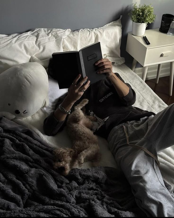 justalildude3's tweet photo. not new to #nsfwtwt but just a new pinned, looking for some fun moots

~ m22

~ 100% brain dump on my page, im so sorry

~ i’ll show u my fav pics if i fall in love

~ + i fall in love way too easily #loverboy?!??

<3 &amp; ↺︎ to be moots

#horny #nsfw #moothunt #mootstwt #nsfwmoot https://t.co/8HGszDNWeT