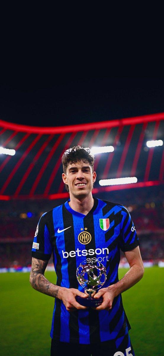 FCIMwallpapers's tweet photo. 1st leg: DONE ✅

#ForzaInter #BayernInter #UCL #LautaroMartinez #Lautaro #Frattesi #Bastoni https://t.co/eNccGaRyIR