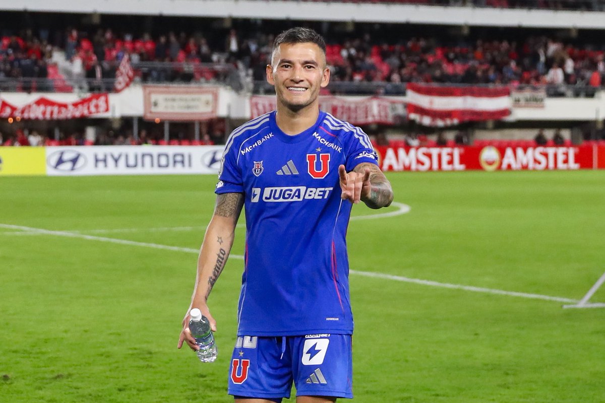 udechile's tweet photo. Buenas noches azules! 🤘

Vamos por una gran semana 💙❤️ https://t.co/1qgU7yiR0f