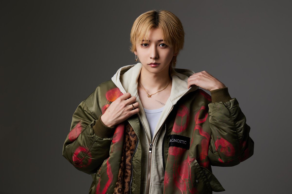 ayaka_jihanki's tweet photo. どうしてもパーカーが気になる男を指名しませんか👀 https://t.co/sOe9UaTLPi