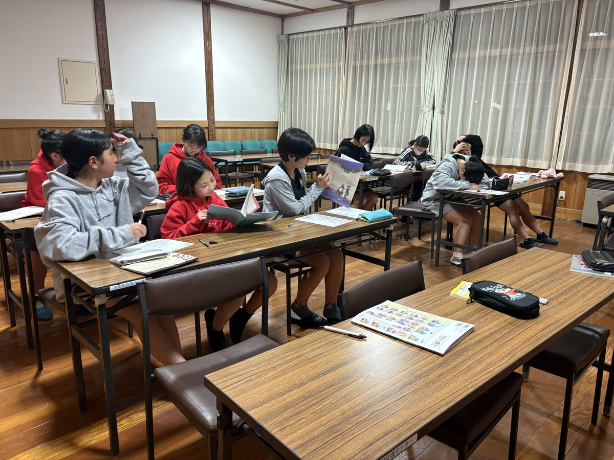 solufaction_FC's tweet photo. 加美合宿

勉強もする📚 https://t.co/boYwlqeZuR