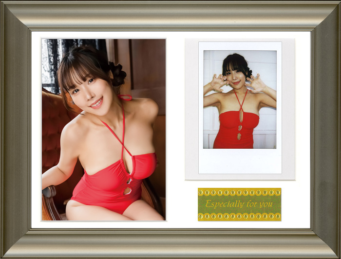 HIT'S/桃木兎羽 直筆サイン＆生キスカード #07/35 (花柄ビキニ) 250515-