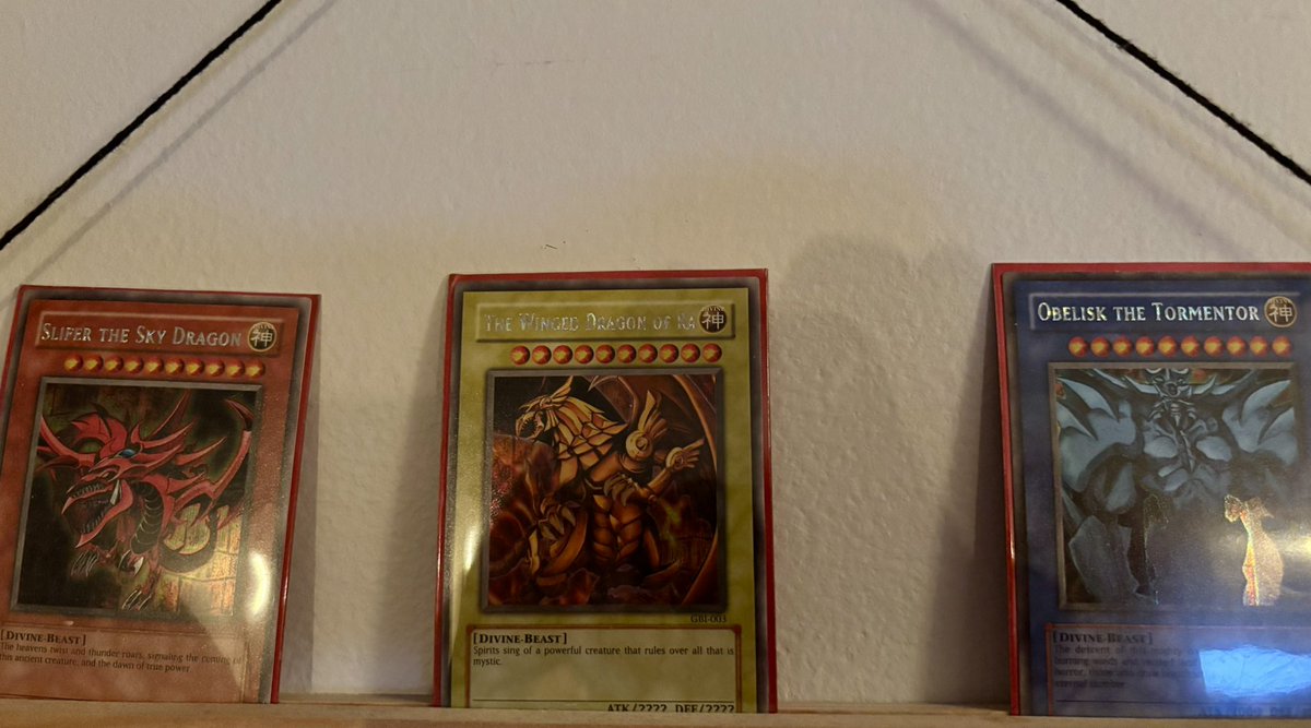 GeneralInsanit1's tweet photo. Any #yugioh card peeps know if any of these are rare? https://t.co/s9wQFQ2frW