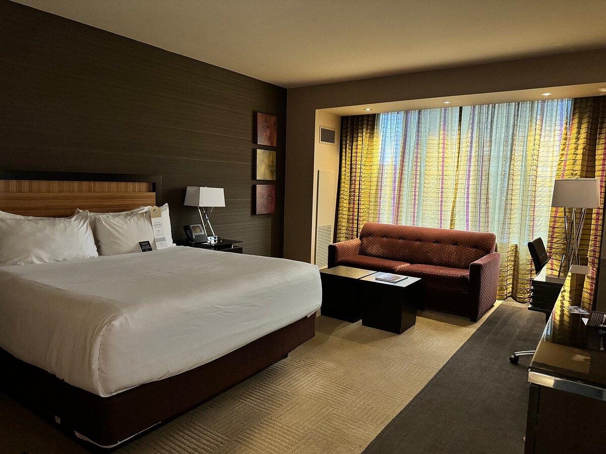 Ke3mberl's tweet photo. This is a very good hotel, with good hygiene and safety, and it is quite cheap and has a good view. https://t.co/1o2VpEMbYs